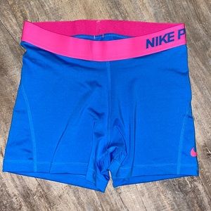 Nike Pro Women’s Spandex 3” inseam (medium)